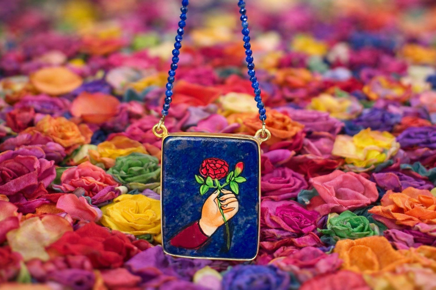 Pendent with lapis lazuli necklace